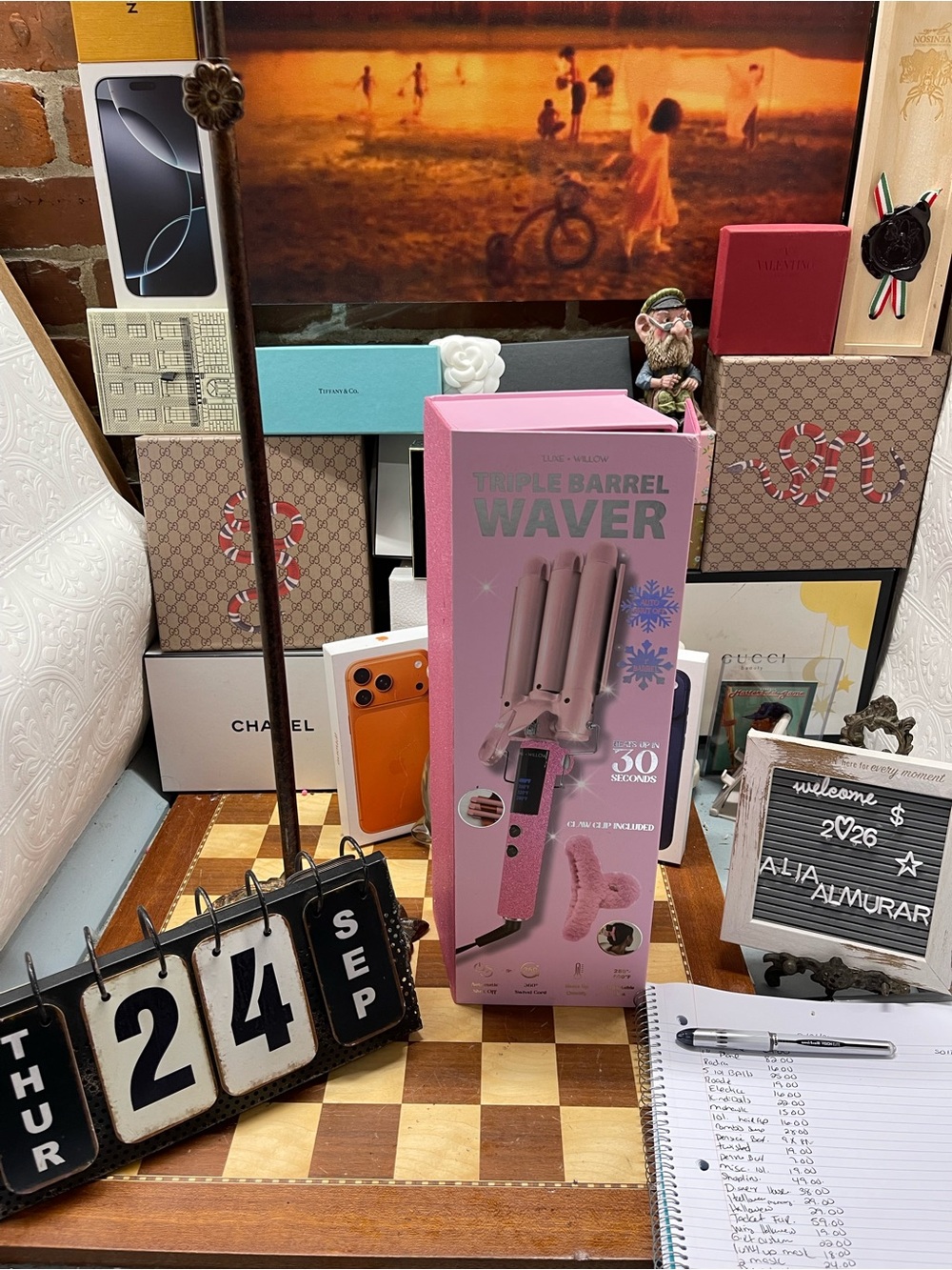 New in box Waver 32mm in Pink
Mermade Hair